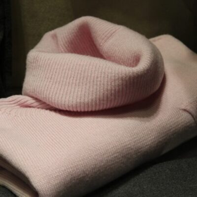 5_modèles_de_robes_pulls_à_prévoir_pour_l_hiver