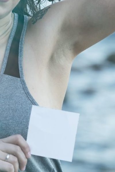 Femme_poilue_:_une_nouvelle_tendance_?