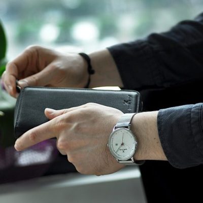 Les_bracelets_en_cuir_pour_hommes_pour_exprimer_sa_personnalité