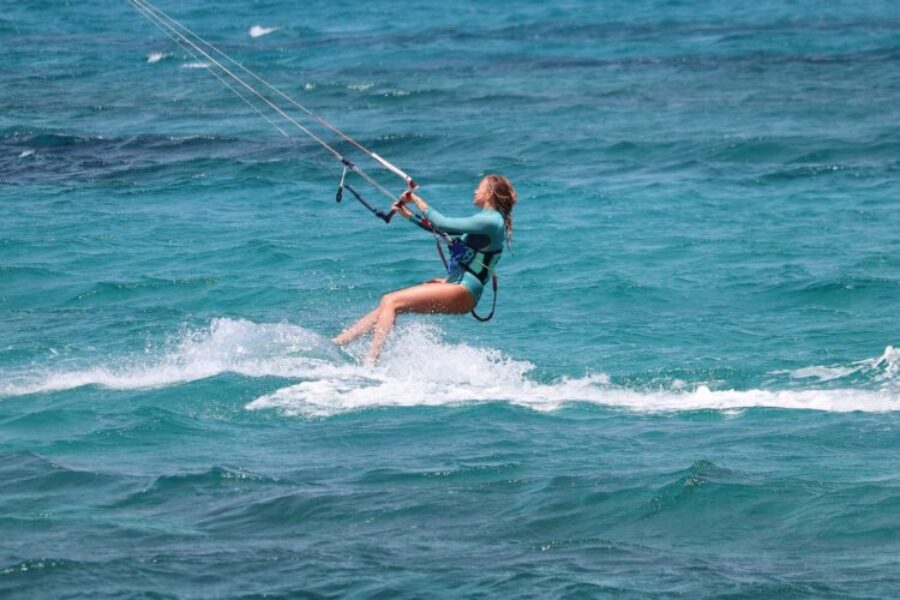 Les_vagues_du_changement_:_quand_les_femmes_domptent_le_kitesurf