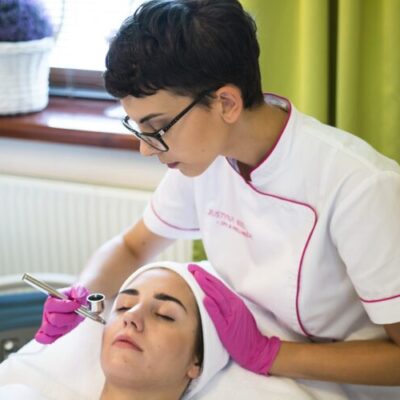 Quelles_sont_les_formations_pour_travailler_dans_la_beauté_?_